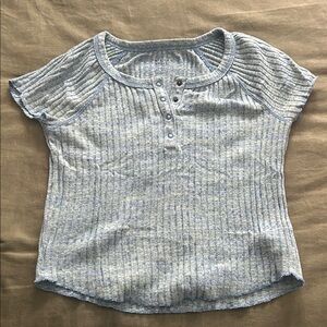 American Eagle Outfitters Women’s Light Blue Ribbed Button Down Shirt